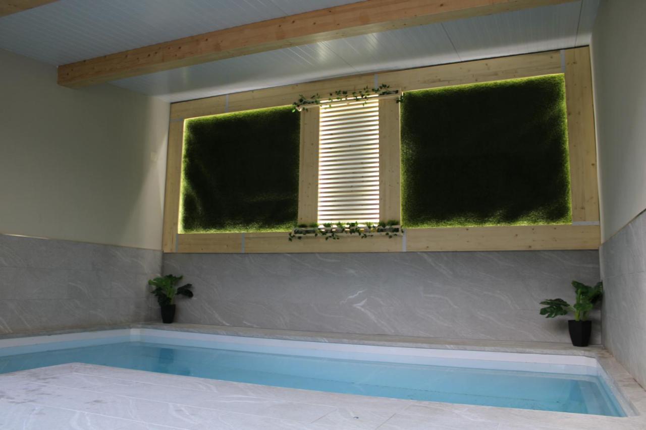 Can Musiquem Amb Piscina Les Planes d'Hostoles Exteriör bild